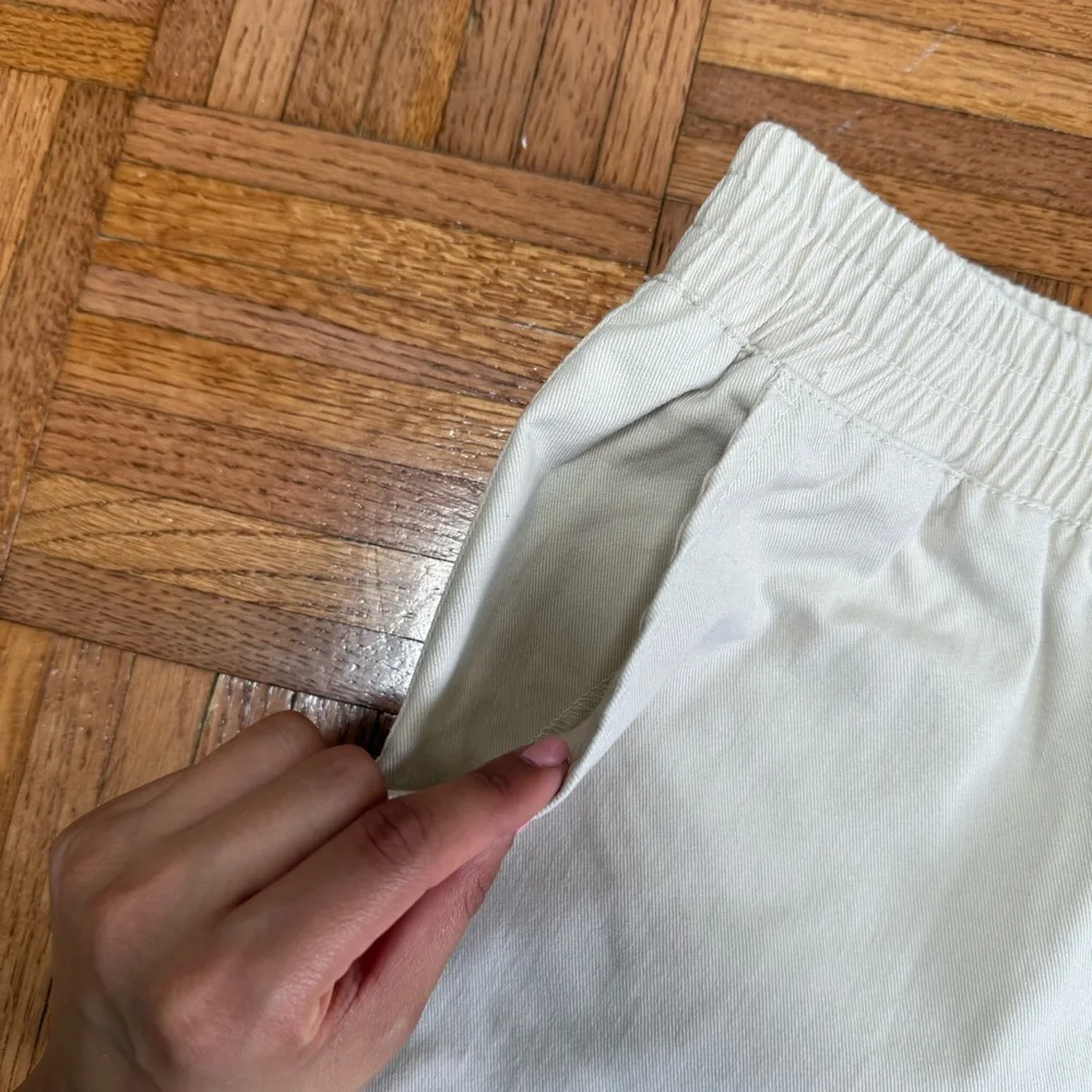Forever 21 High Waist Cream Shorts